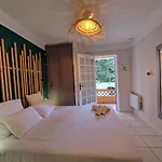 Le Cosy Hotel
