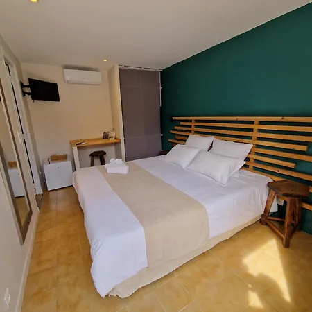 Le Cosy Hotel