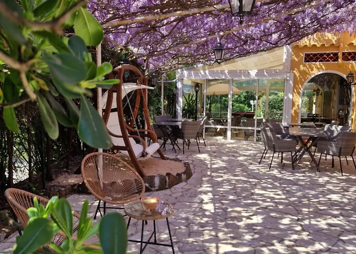 Hotel Le Cosy 3*