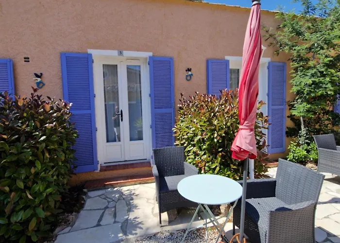 Hotel Le Cosy 3*