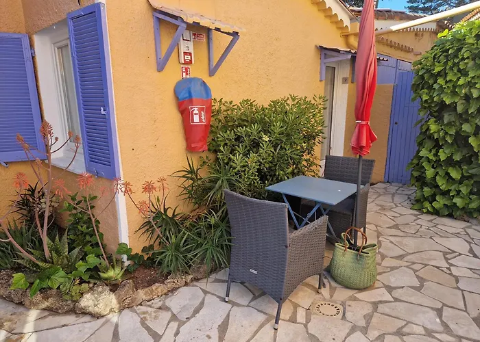 Le Cosy 3*
