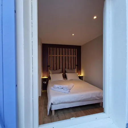 Le Cosy