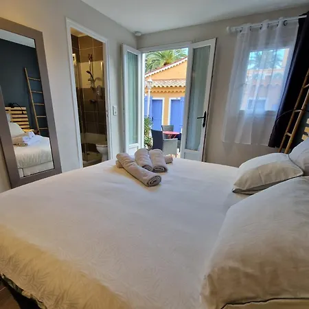 Le Cosy Hotel *