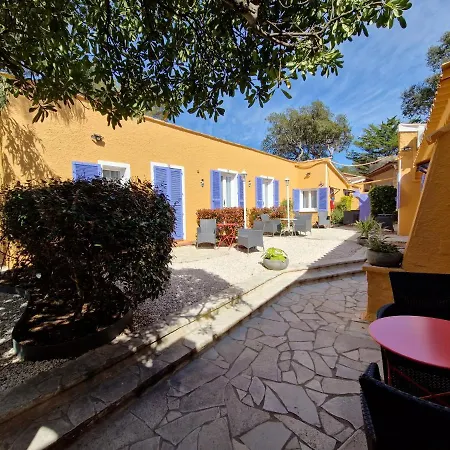 Le Cosy 3* Saint Aygulf