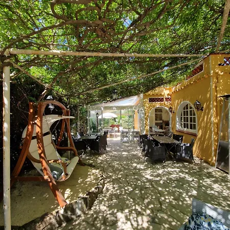 Le Cosy Hotel Saint Aygulf