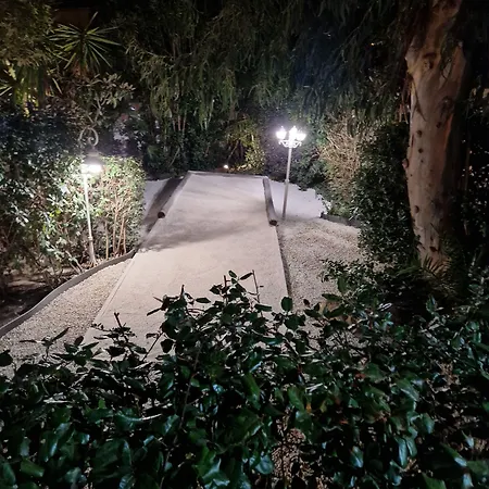 Hotel Le Cosy Saint Aygulf