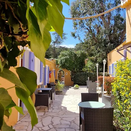 Hotel Le Cosy Saint Aygulf