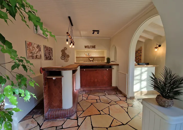 Le Cosy Hotel 3*