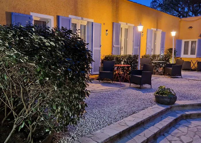 Le Cosy Hotel 3*